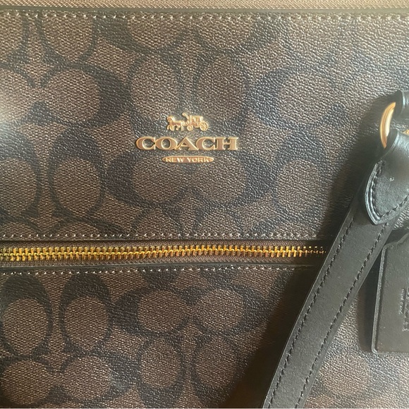 Coach Dark Brown Signature Gallery Tote (EUC) - Picture 5 of 10